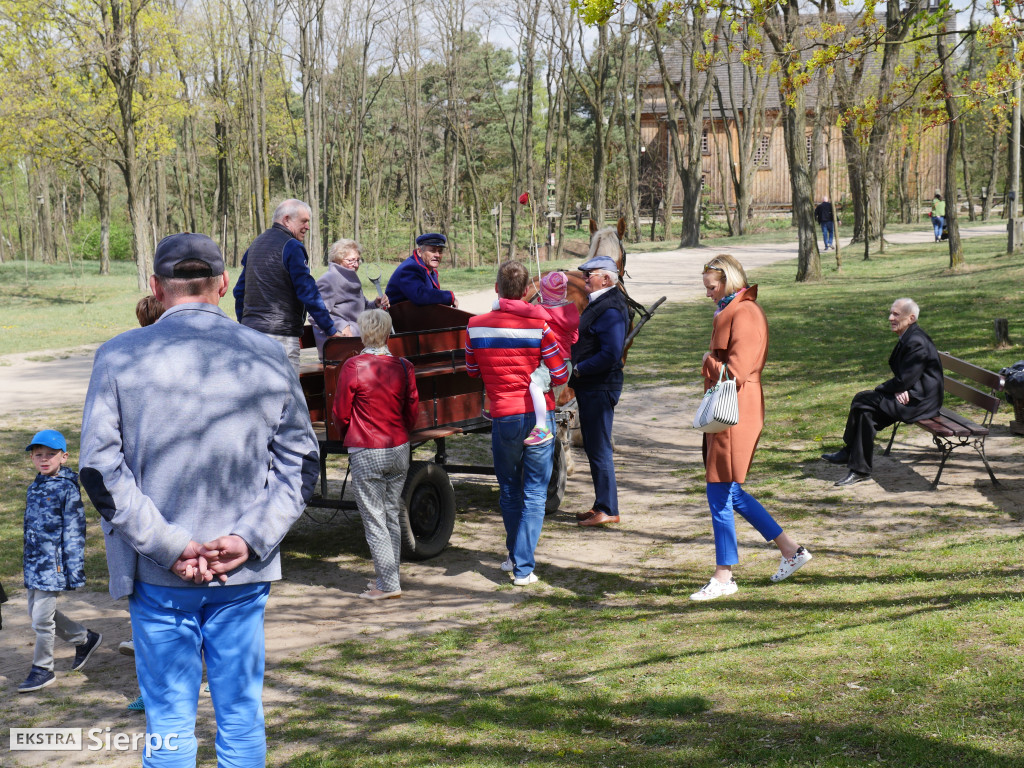Gry i zabawy wielkanocne w skansenie