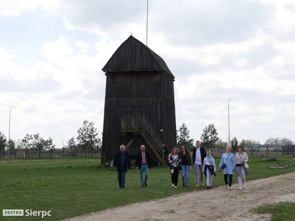Gry i zabawy wielkanocne w skansenie