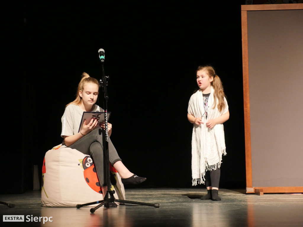 Kwiecień - Plecień. Dzień teatru