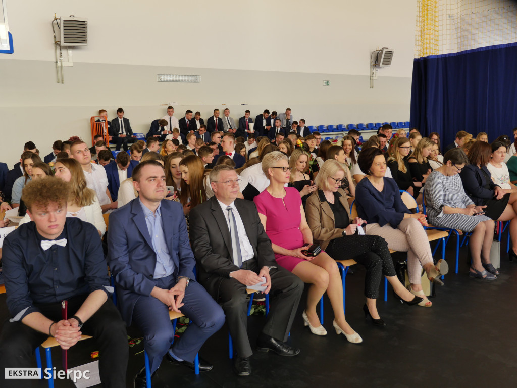 Pożegnanie absolwentów ZS nr 1