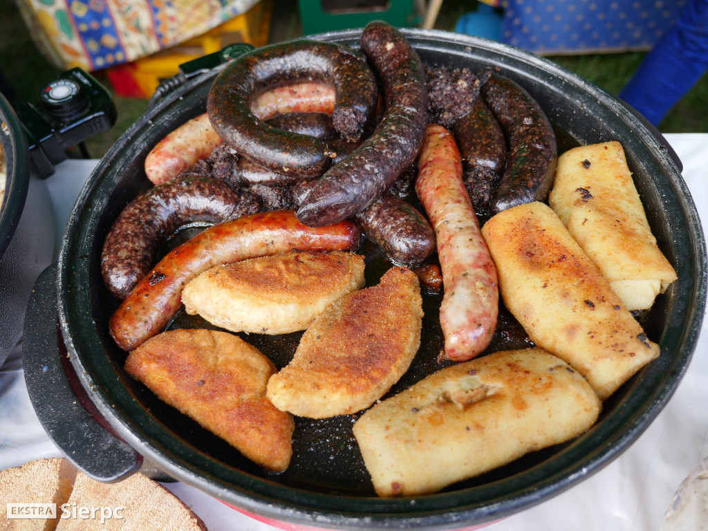 Gotowanie na polanie w skansenie