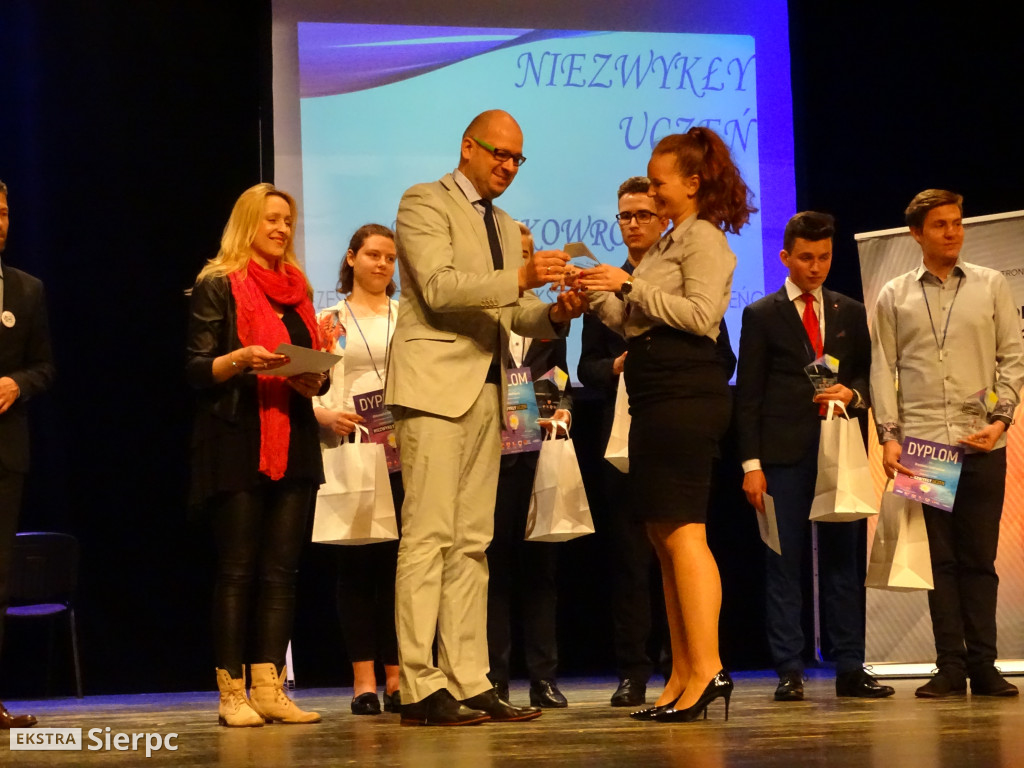 Podsumowanie trzech projektów