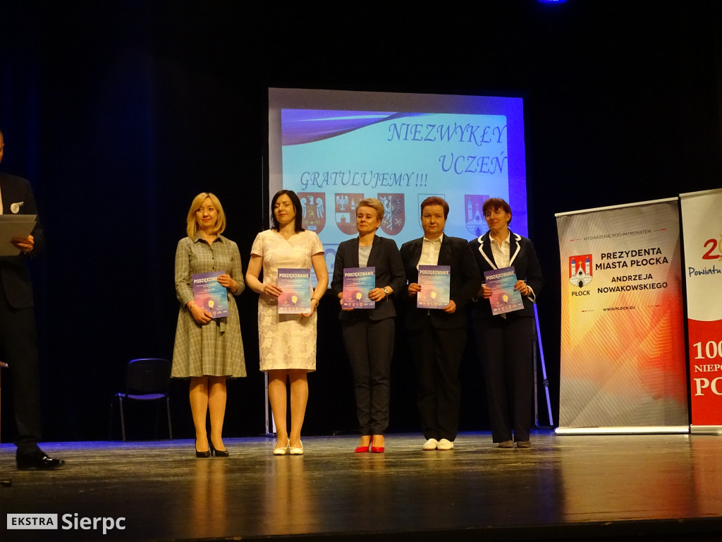 Podsumowanie trzech projektów