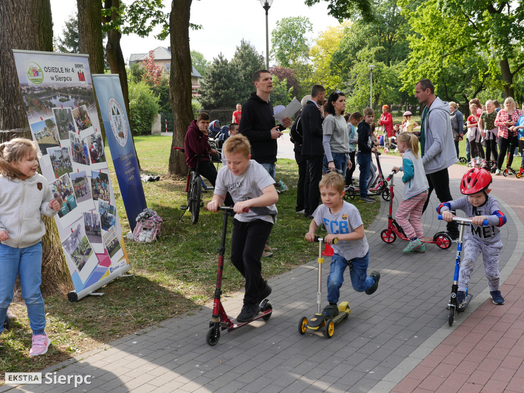 Roll Pamięci w parku Andersa w Sierpcu