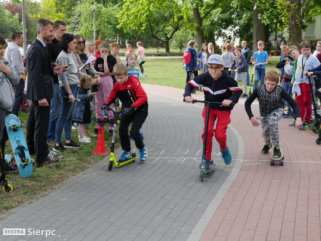 Roll Pamięci w parku Andersa w Sierpcu