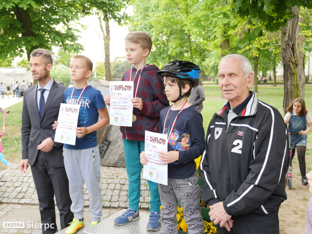 Roll Pamięci w parku Andersa w Sierpcu