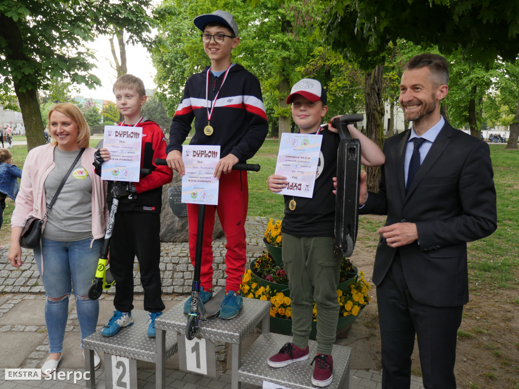 Roll Pamięci w parku Andersa w Sierpcu