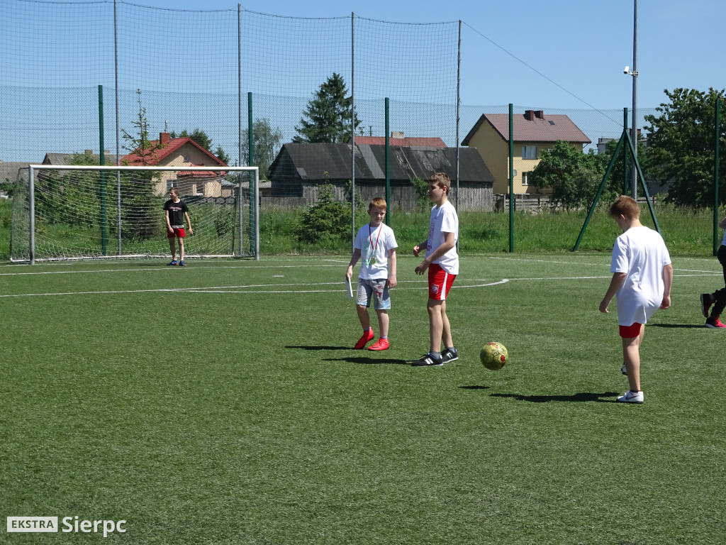 Turniej piłki siatkowej w Mochowie