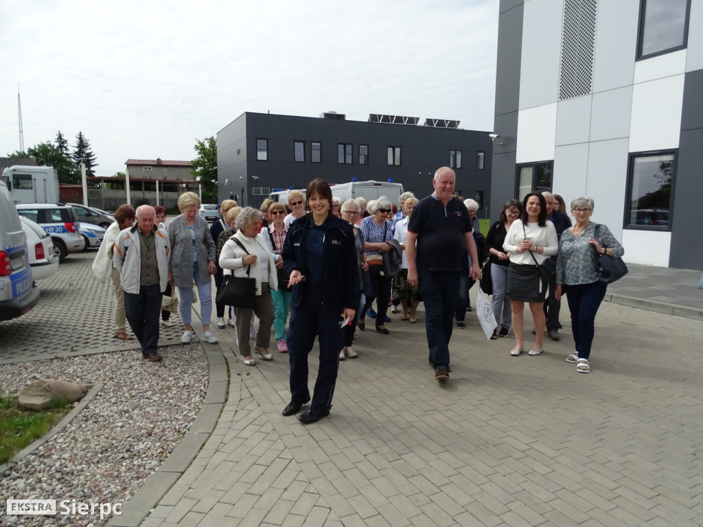 Klub Senior+ z wizytą na policji