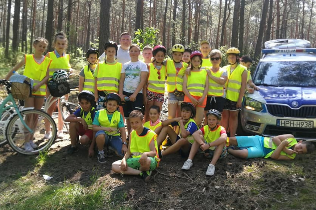 Rowerowy rajd uczniów z Osieka
