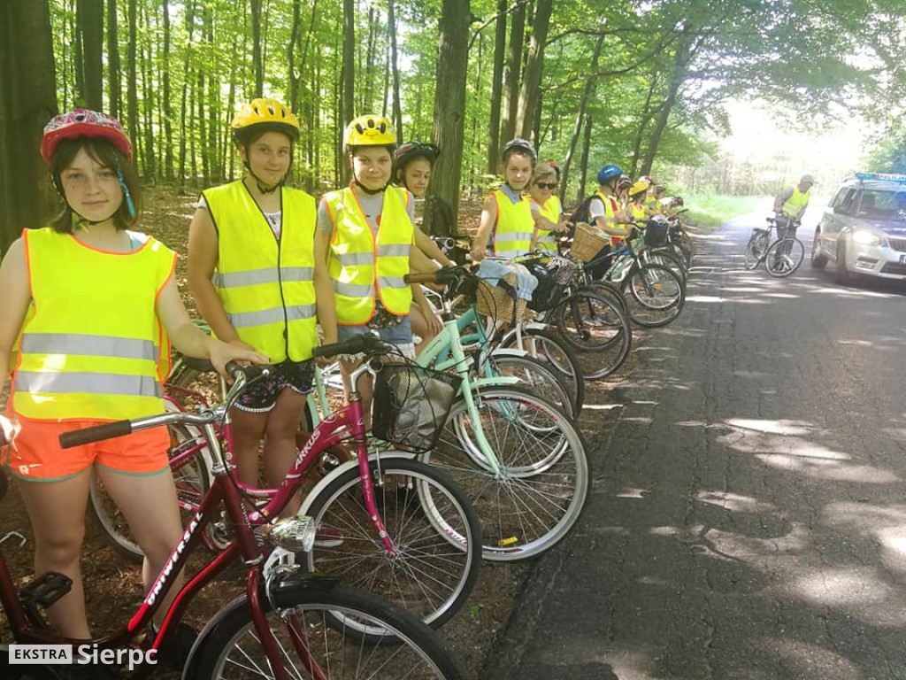 Rowerowy rajd uczniów z Osieka