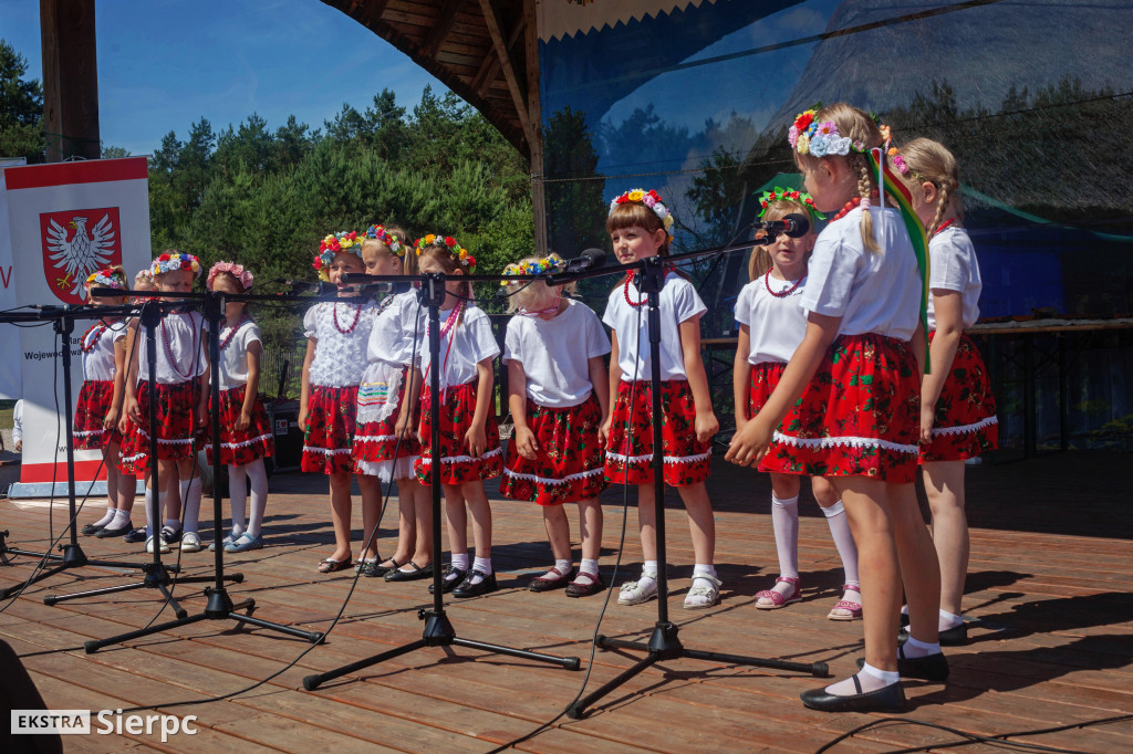 Przedszkolaki na ludowo