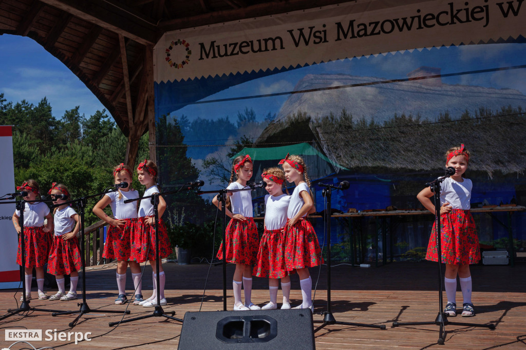 Przedszkolaki na ludowo