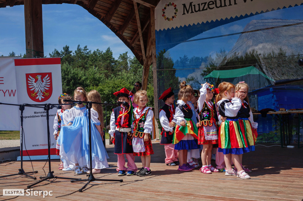 Przedszkolaki na ludowo