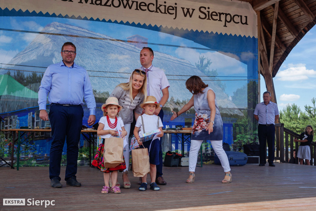Przedszkolaki na ludowo