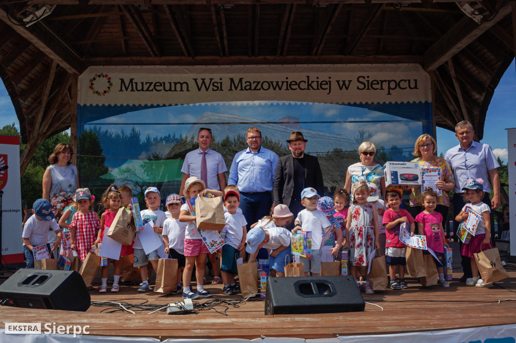 Przedszkolaki na ludowo