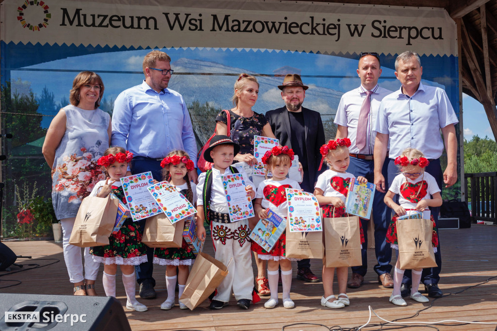 Przedszkolaki na ludowo
