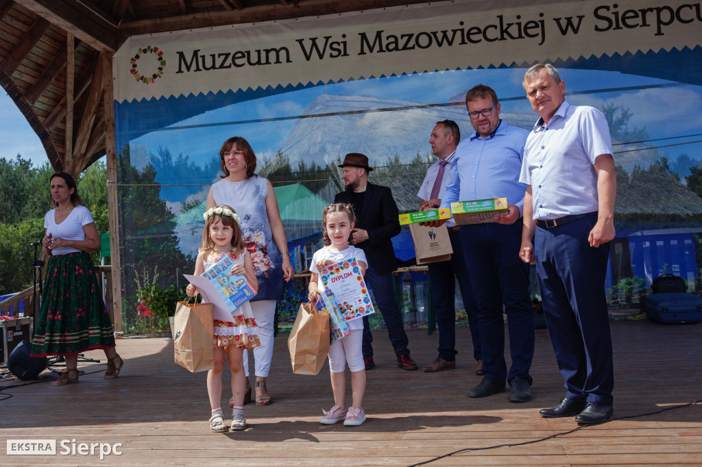 Przedszkolaki na ludowo