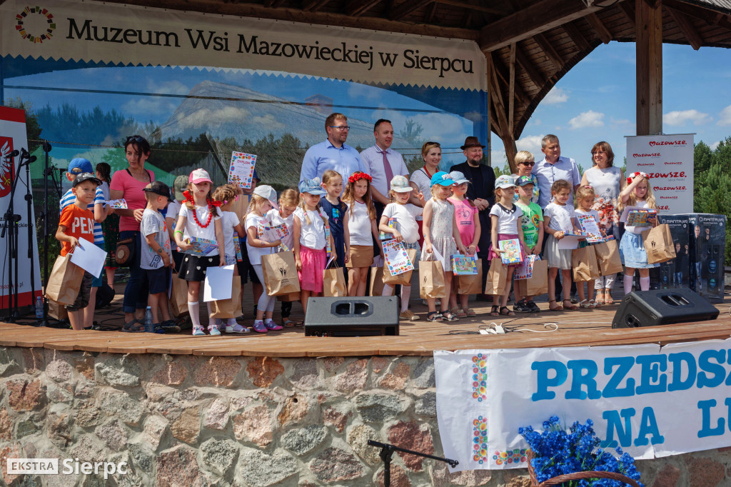 Przedszkolaki na ludowo