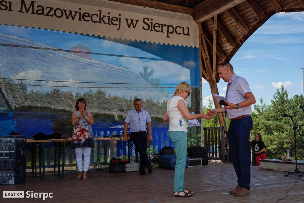 Przedszkolaki na ludowo