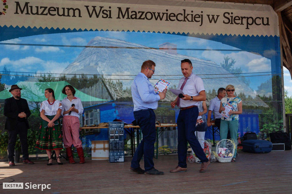 Przedszkolaki na ludowo