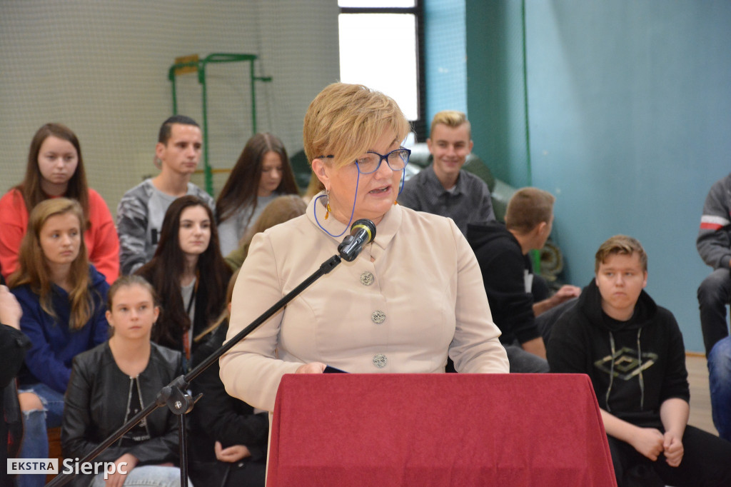 Ślubowanie kadetów w Zawidzu
