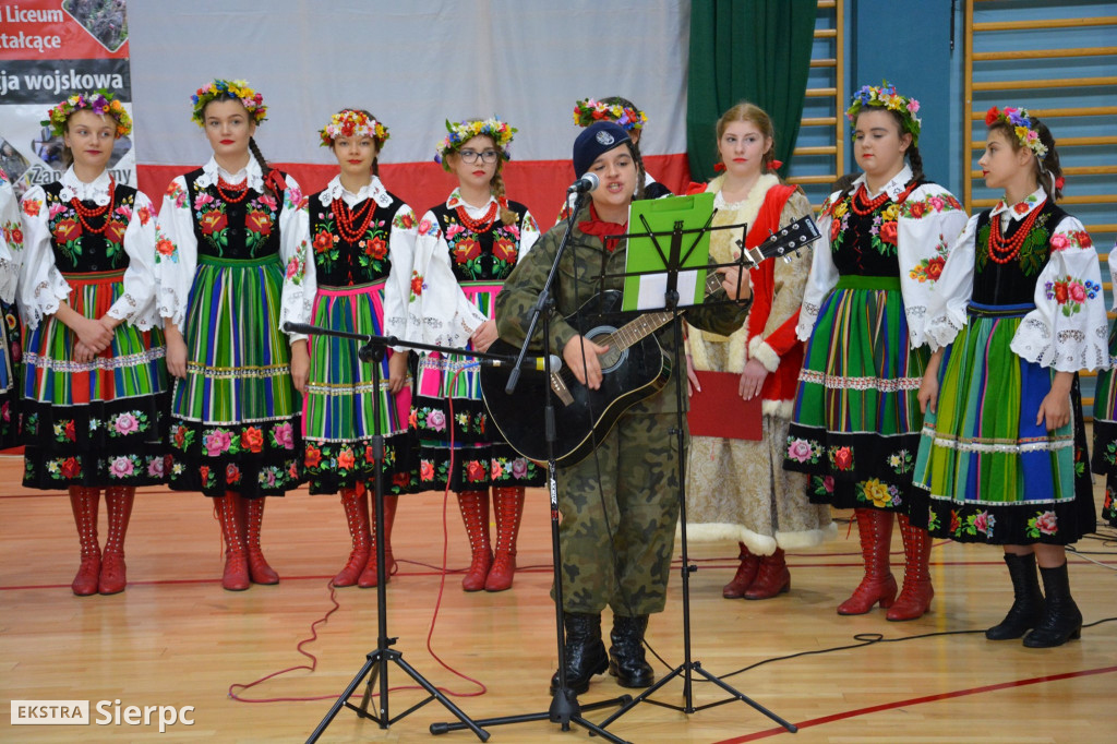 Ślubowanie kadetów w Zawidzu