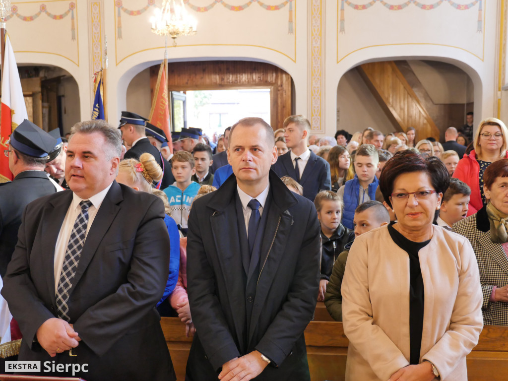 Nadanie imienia szkole w Borkowie
