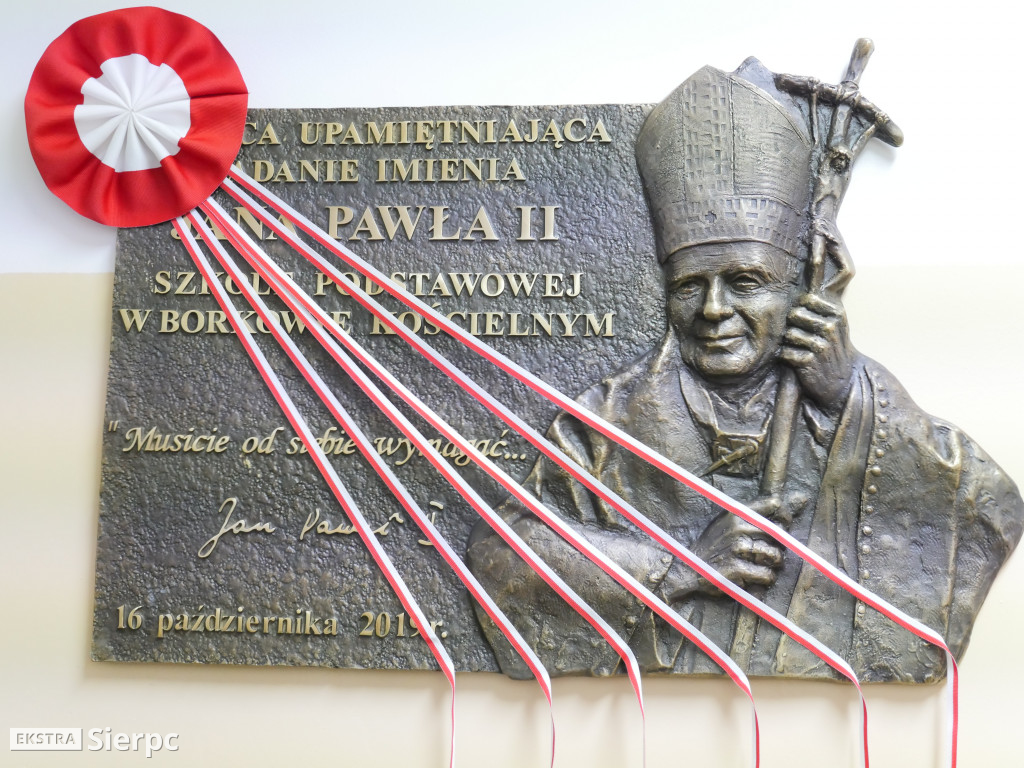 Nadanie imienia szkole w Borkowie