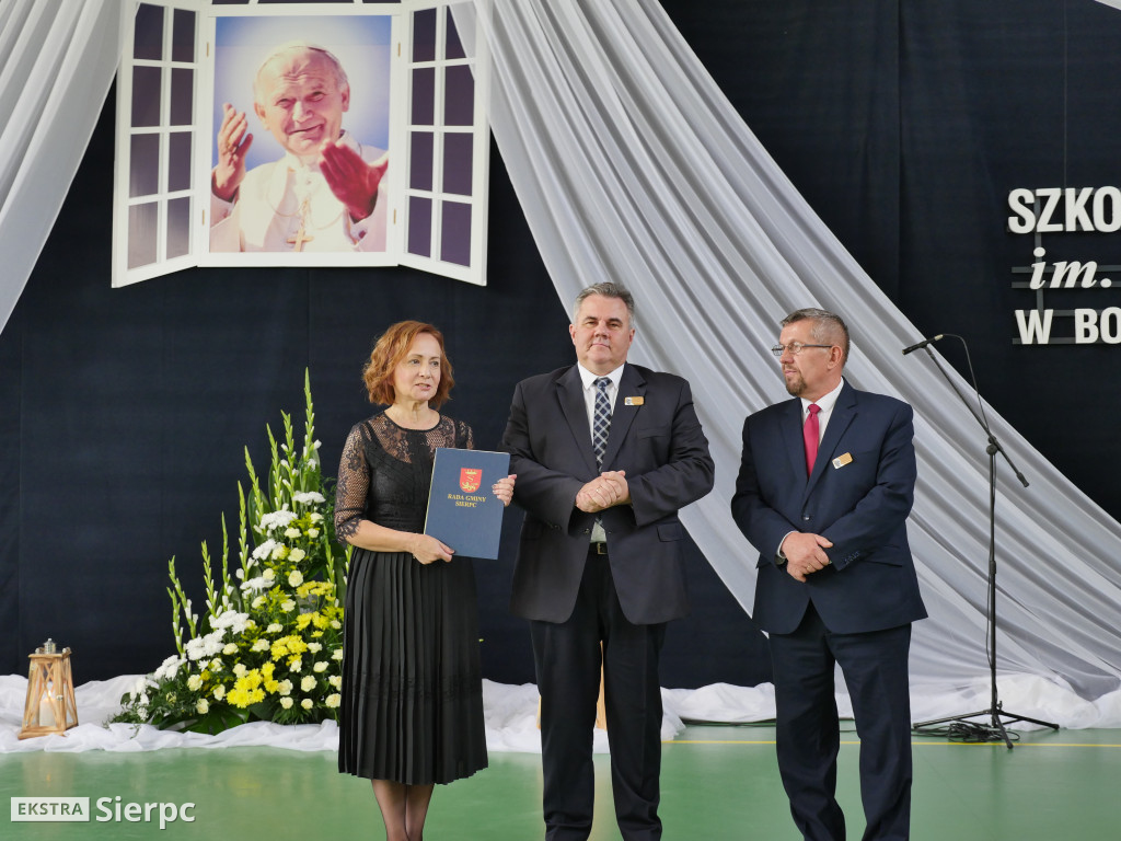 Nadanie imienia szkole w Borkowie