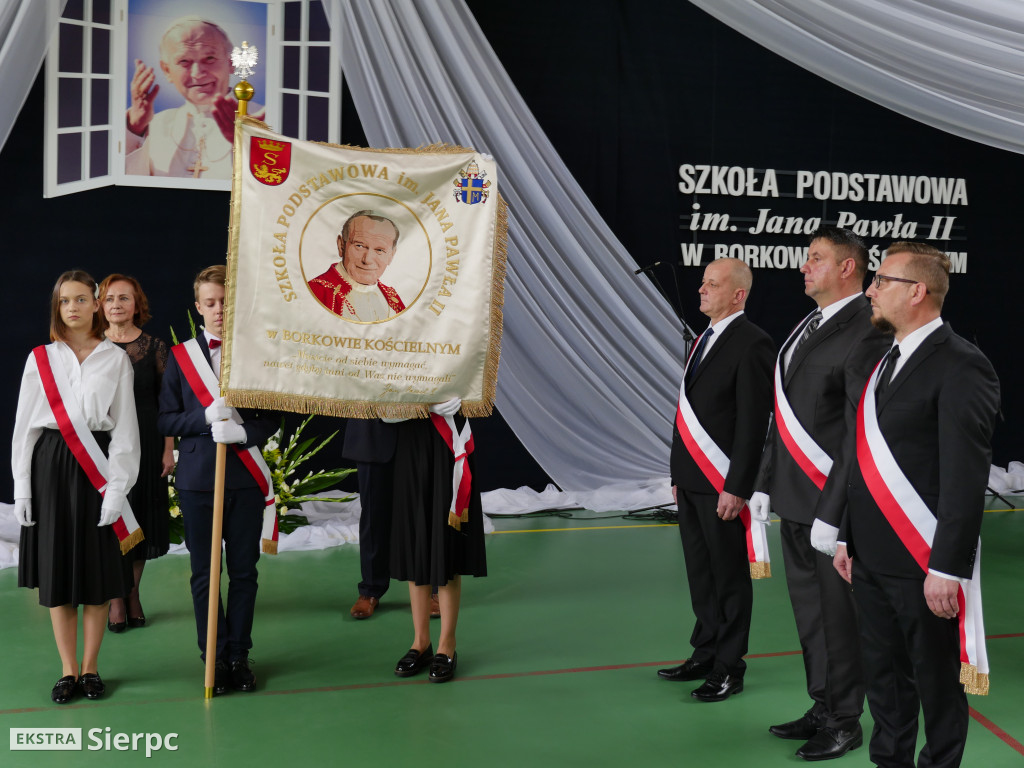 Nadanie imienia szkole w Borkowie