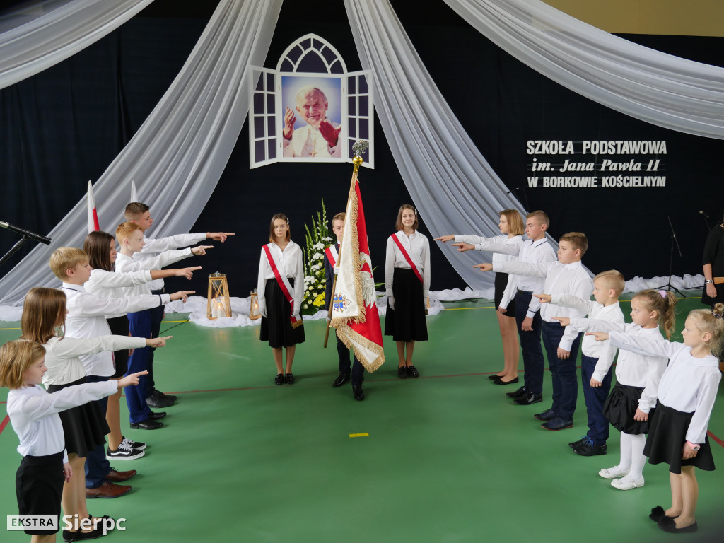 Nadanie imienia szkole w Borkowie