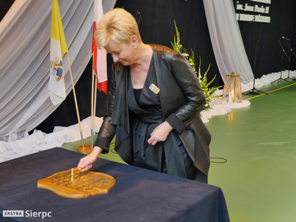 Nadanie imienia szkole w Borkowie