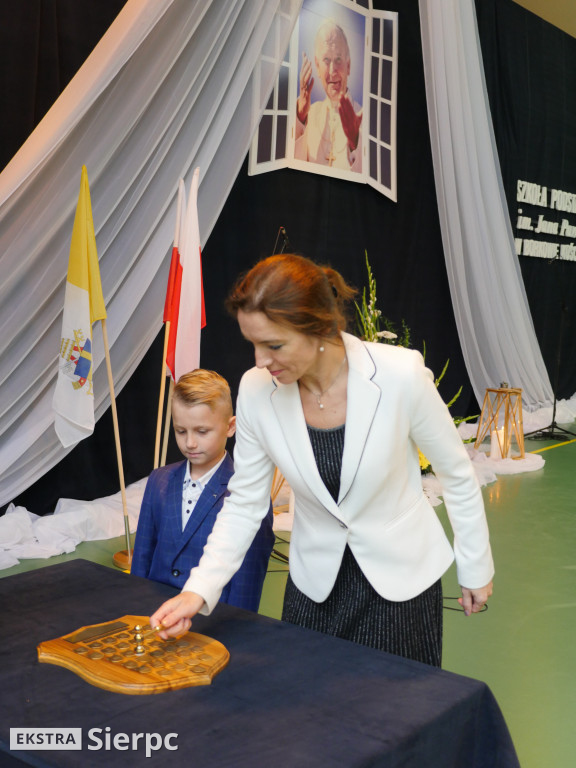 Nadanie imienia szkole w Borkowie