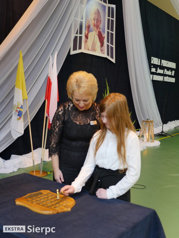 Nadanie imienia szkole w Borkowie
