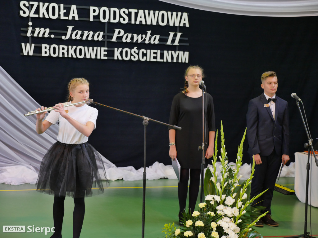 Nadanie imienia szkole w Borkowie