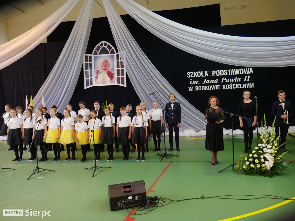 Nadanie imienia szkole w Borkowie