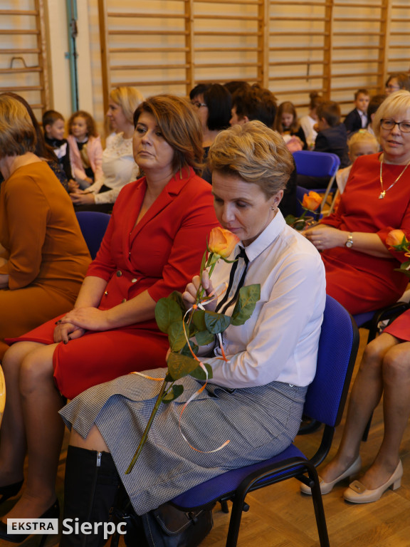 Nadanie imienia szkole w Rościszewie