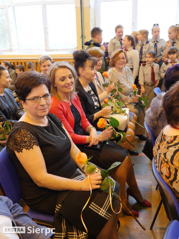 Nadanie imienia szkole w Rościszewie