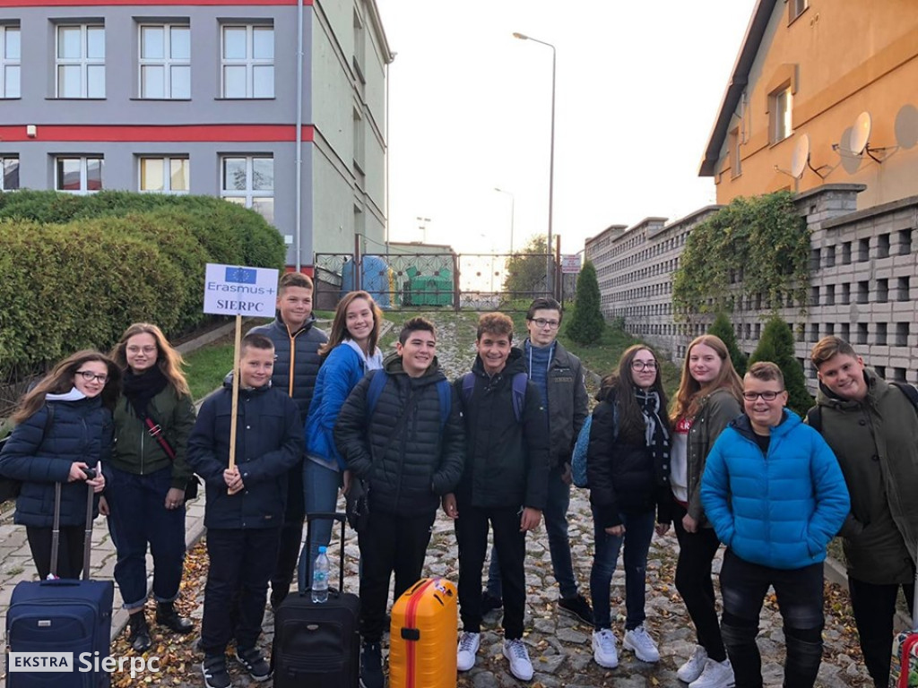 Trójka i Erasmus+