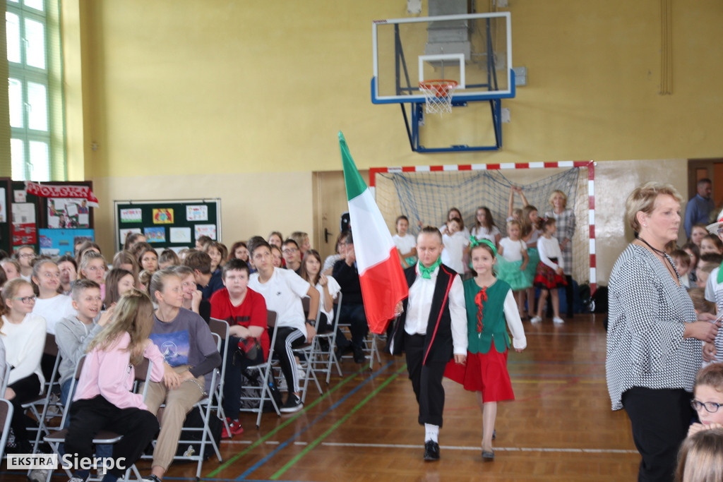 Trójka i Erasmus+