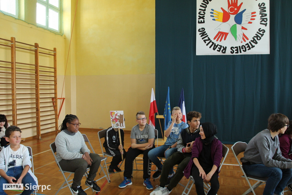 Trójka i Erasmus+