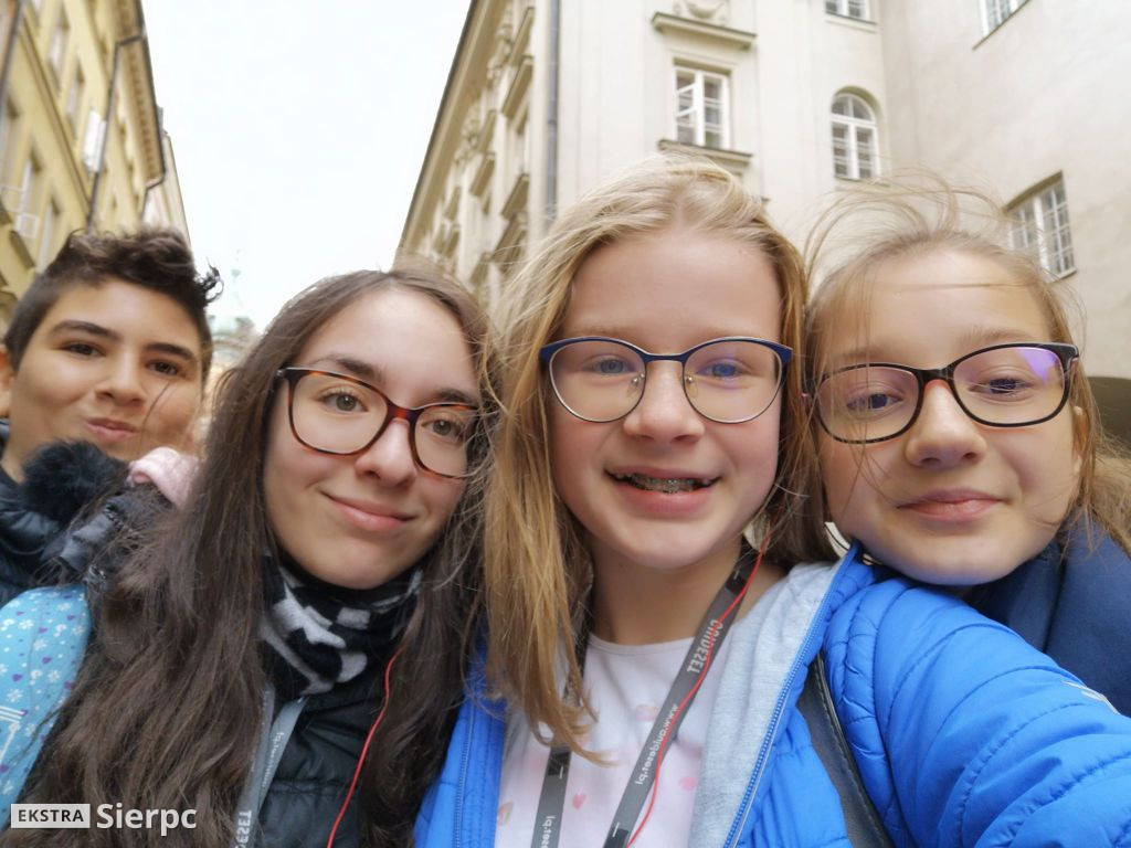 Trójka i Erasmus+