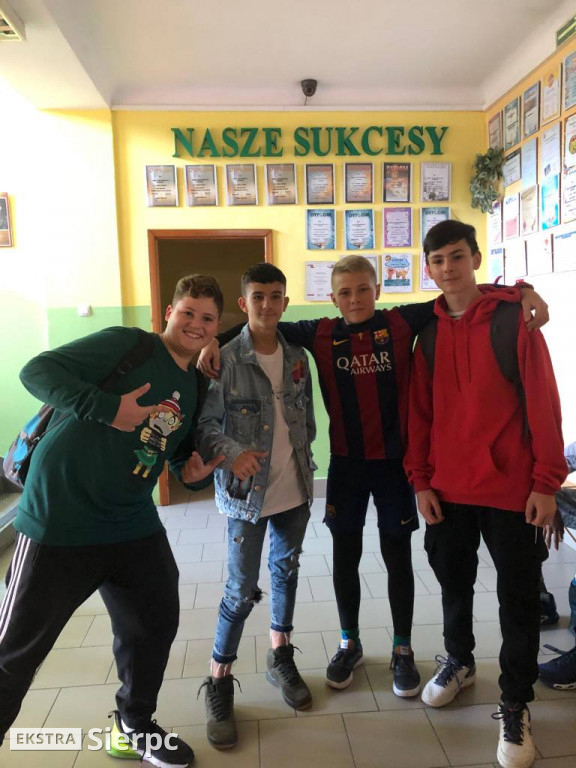 Trójka i Erasmus+