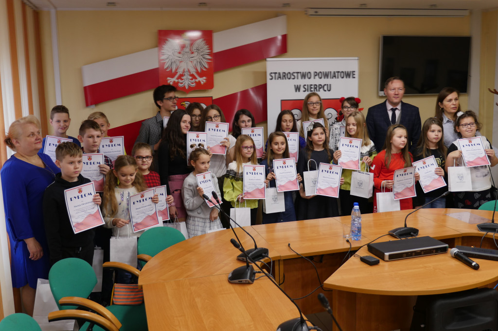 Młodzi w działaniu dla Niepodległej