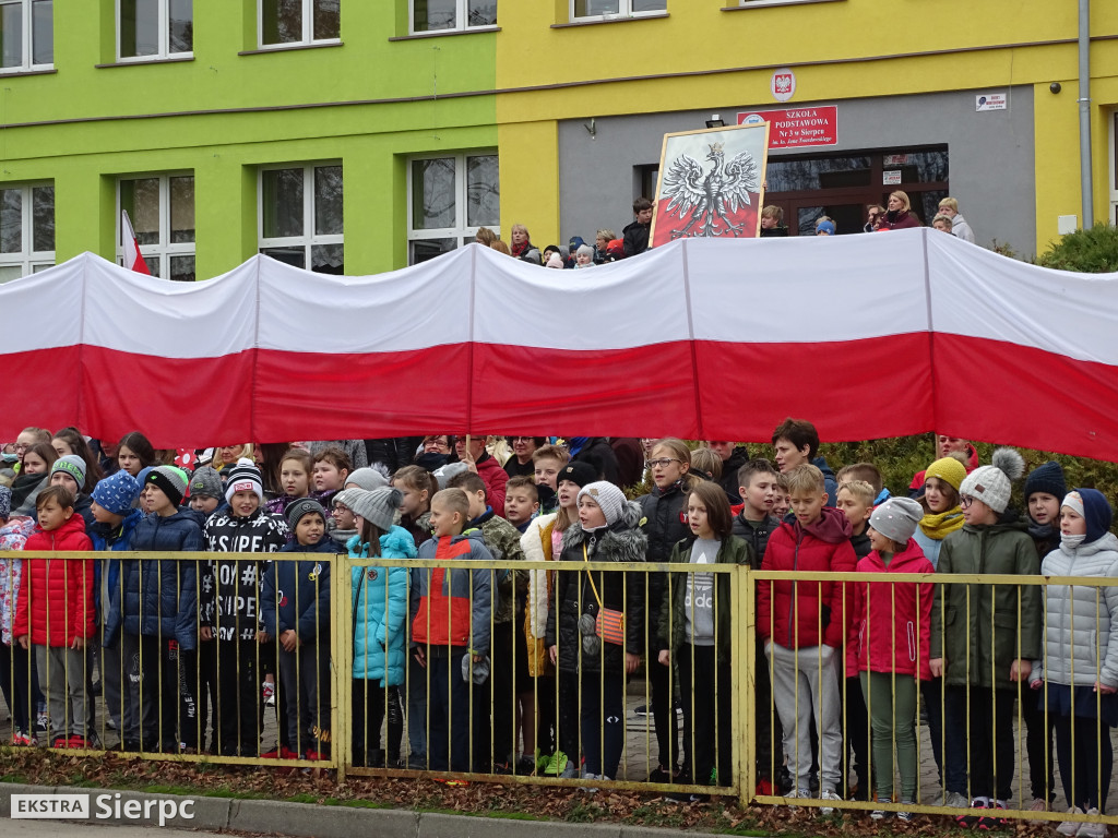 Hymn zaśpiewany przed SP nr 3