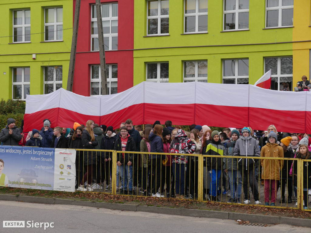 Hymn zaśpiewany przed SP nr 3