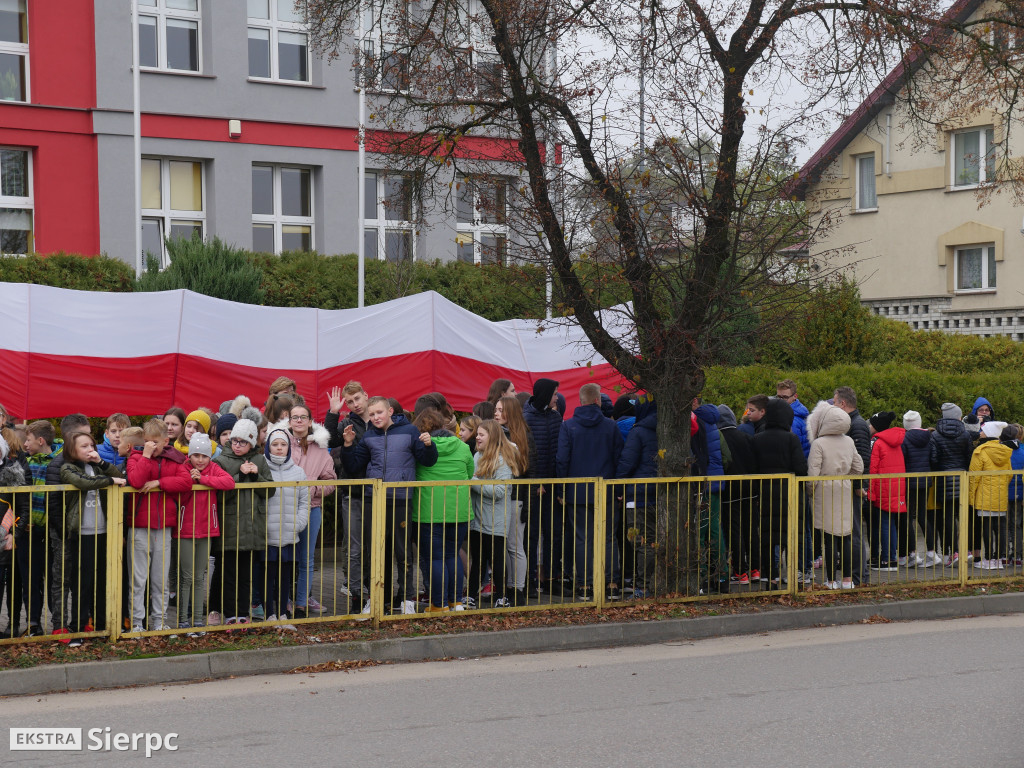 Hymn zaśpiewany przed SP nr 3