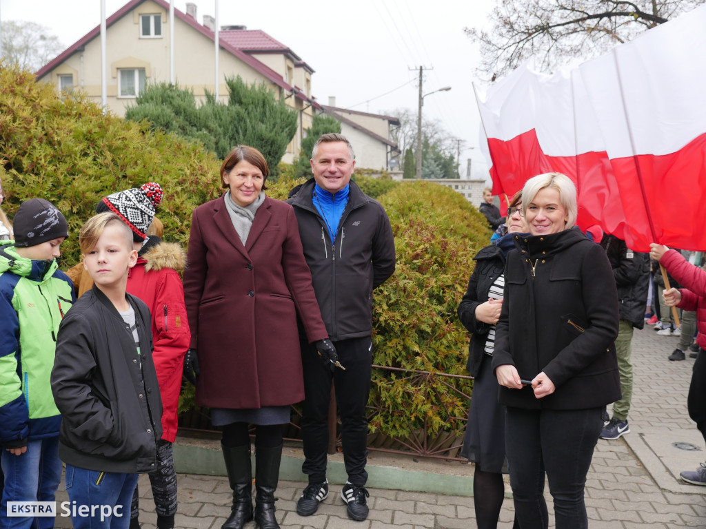 Hymn zaśpiewany przed SP nr 3