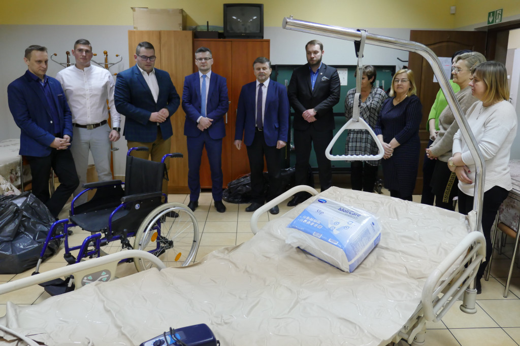 Przekazanie łóżka rehabilitacyjnego